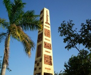 Tall Obelisk Menegua Source static panoramio com